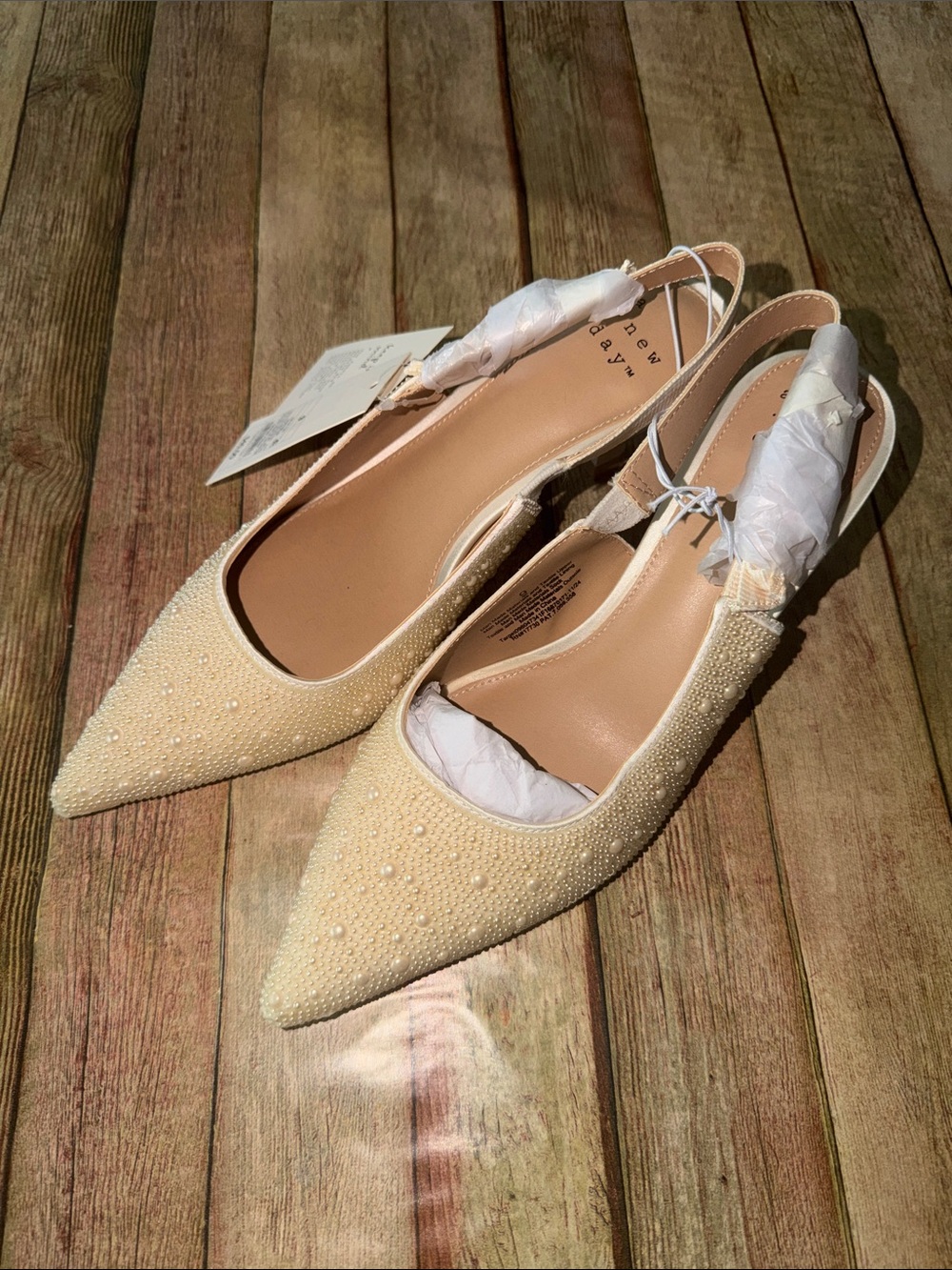 Beaded Pointed-Toe Slingback Flats in Ivory